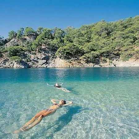 Sunset A8 1 Beds Seafront Apts Apartamento Fethiye